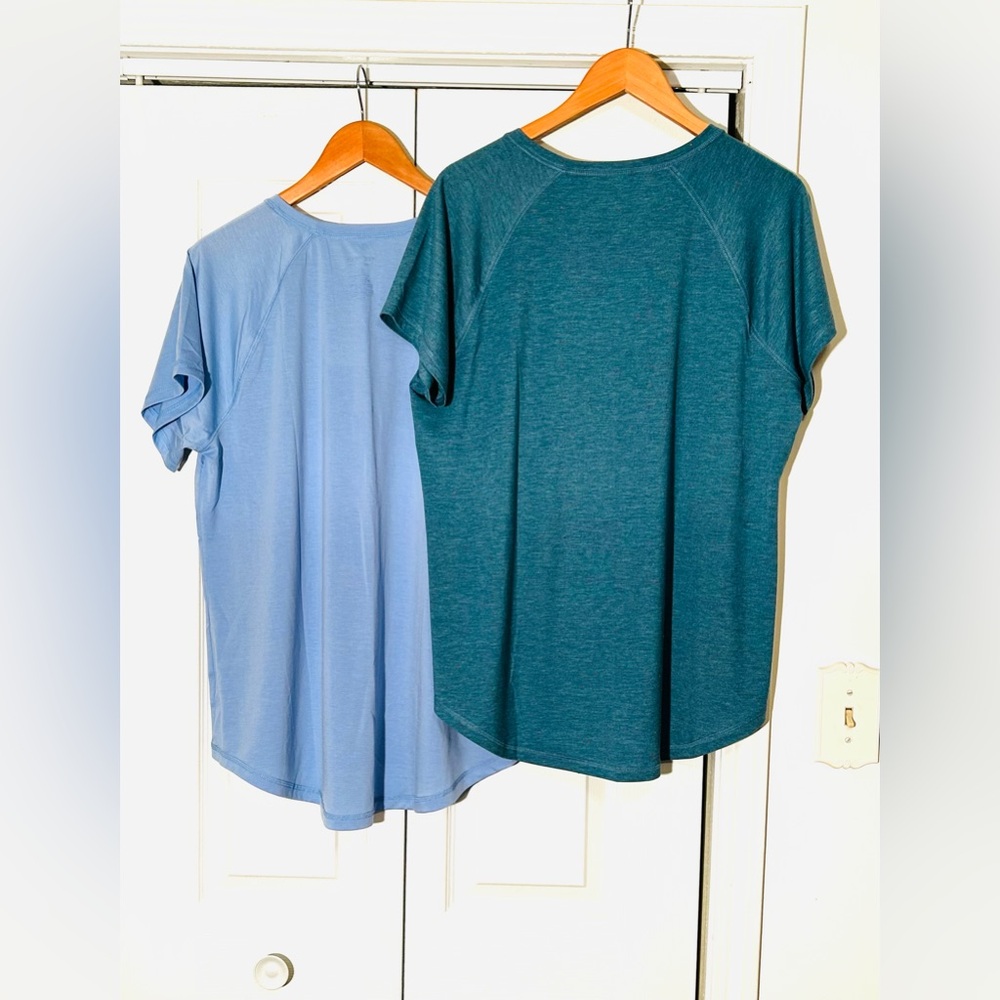 Tek Gear Essential Gear Women's Short Sleeve Oversized Fit Tops in Blue and Teal - Picture 8 of 9